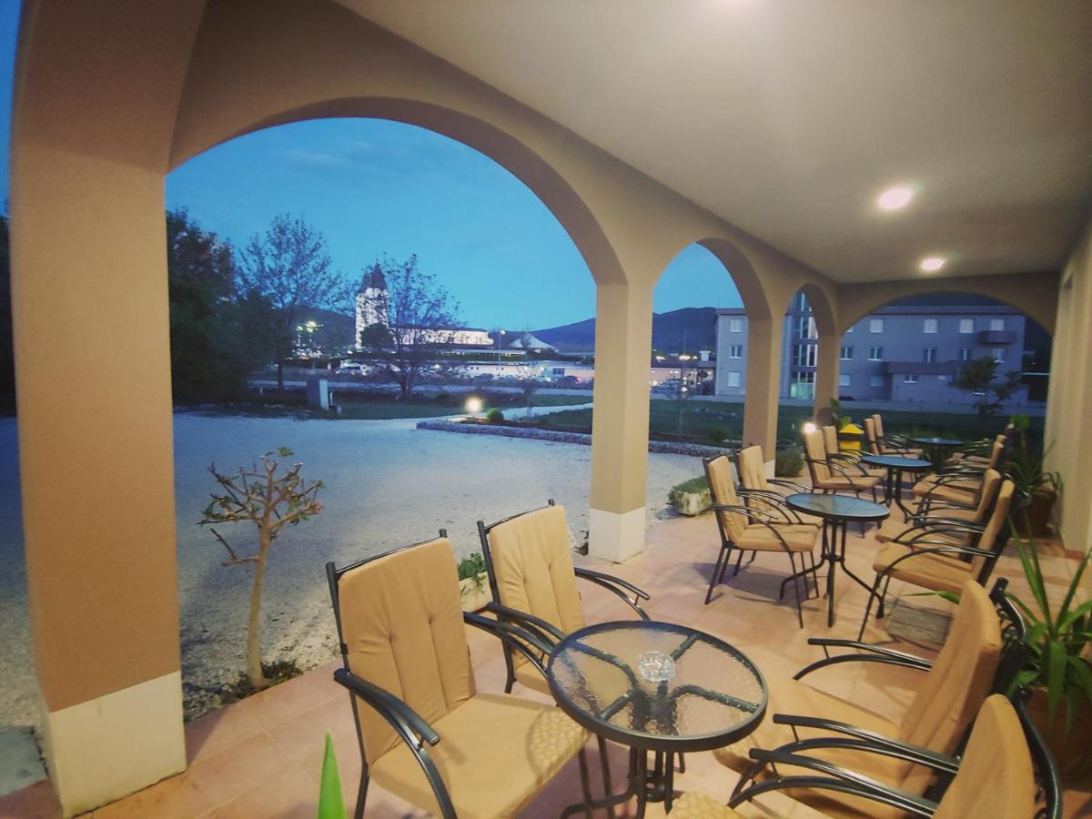 Villa Marinko เมจูโกเรีย ภายนอก รูปภาพ